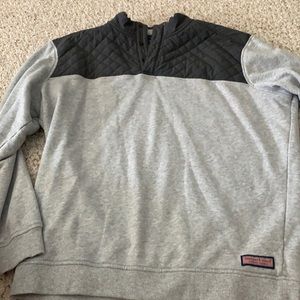 Vineyard Vines 3 button pullover XL